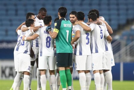 ورمزیار: جذب بازیکن جدید مهم‌ترین کار مدیریت استقلال است