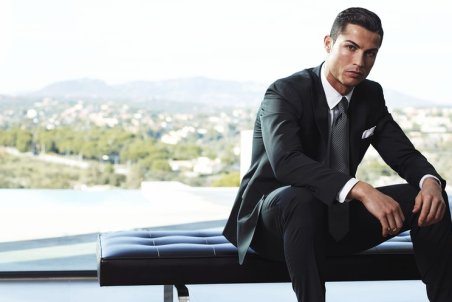 (عکس) داستان ادامه دار زنی که می‌گوید رونالدو به او تجاوز کرده است