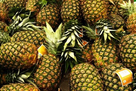 آماری از تولید داخلی آناناس و موز نداریم