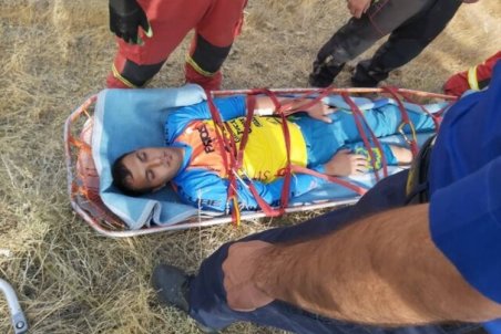 (عکس) سقف پاترول، آمبولانس دوچرخه‌سوار مصدوم شد!