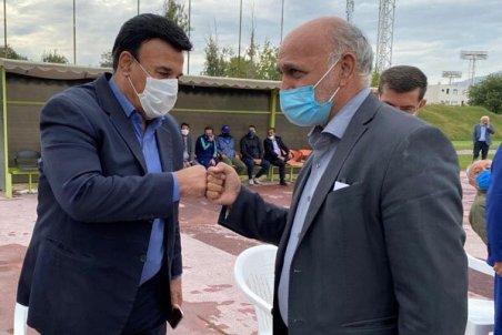 اولیایی: استقلال و هیچ باشگاه دیگری هنوز مجوز حرفه‌ای نگرفتند