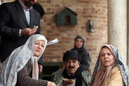 گفت‌وگو با پوراندخت مهیمن؛ از «آینه» تا «وضعیت سفید»