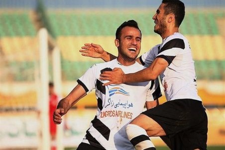 اسلامی: تفکرات فاضلی شبیه فکری است