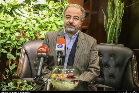 سعید آقاخانی: هنرهای نمایشی، فداکاری کادر درمان در مبارزه با کرونا را ماندگار می‌کند