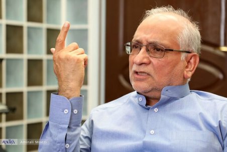 چه کسی باید احمدی نژاد را مهار کند؟