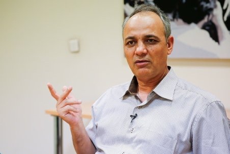 احمد زیدآبادی: حتماً استیضاح‌اش کنید!