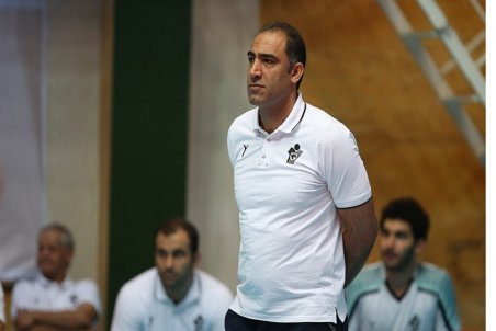 ترکاشوند: کرونا گرفته‌ام و در خانه هستم