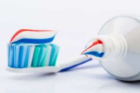 بالاخره قیمت خمیردندان خارجی چند است؟