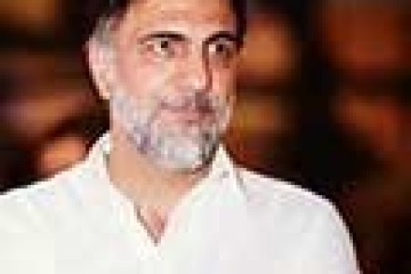 واکنش فتحی به نمایش جهانی «مست عشق»