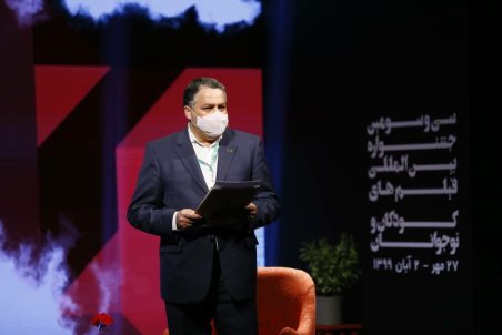 «علیرضا تابش» در اختتامیه جشنواره سی و سوم: سینمای کودک و سامانه‌های نوین، از این پس فصلی جدید را آغاز خواهند کرد