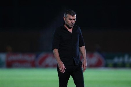 اختلاف ویسی و محمدی بالا گرفت/ سرمربی پیکان کناره‌گیری می‌کند؟