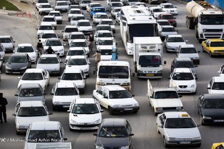 قیمت خودرو در بازار آزاد کاهش یافت