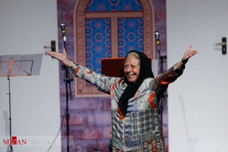 ثريا قاسمى: زنده‌ام و زندگی می‌کنم/ديگر اصرارى براى حضور در عرصه بازيگرى ندارم