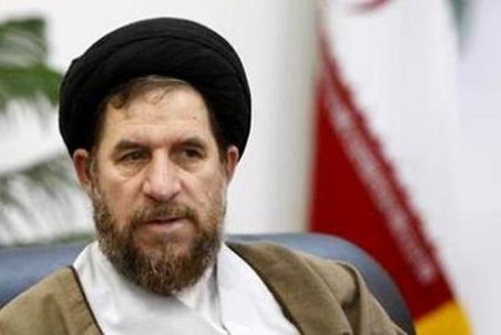 حضور برخی برای ثبت‌نام در انتخابات ریاست‌جمهوری و رفتارهای آنان موجب وهن نظام است