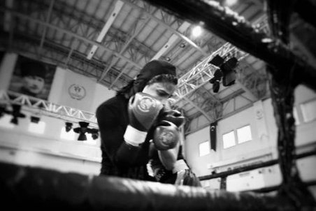 آخوندتبار: زیبایی صورتم را برای بوکس گذاشتم