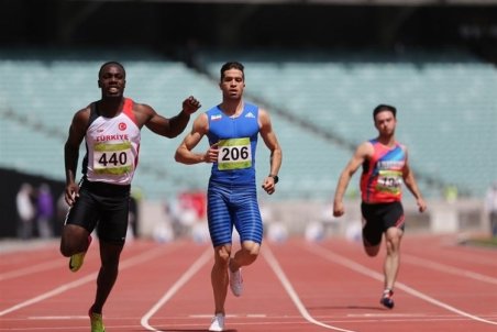 (عکس) پشت پرده ورود ورزشکار معروف ایرانی به مدلینگ!