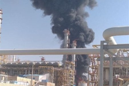 جزئیات آتش‌سوزی پتروشیمی ایلام/ این حادثه بدون خسارت جانی مهار شد