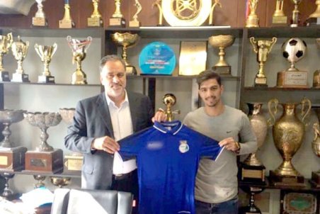 عقد قرارداد ۵ ساله استقلال با یک بازیکن جدید