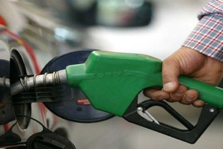 کاهش ۲۰ درصدی مصرف بنزین در کشور بعد از شیوع کرونا