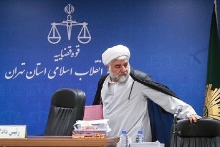 قاضی مقیسه از دادگاه انقلاب رفت