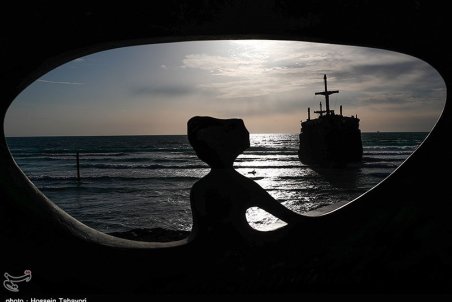 ماجرای نصب تندیس "برهنه" در کیش چیست؟/ ماجرای دعوتِ تلویزیون برای رفتن به کیش در کرونا!