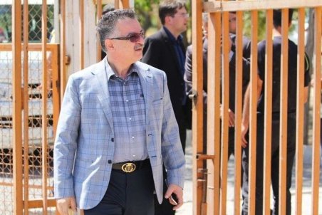 حضور محمد رضا زنوزی در انتخابات فدراسیون فوتبال قطعی شد؟