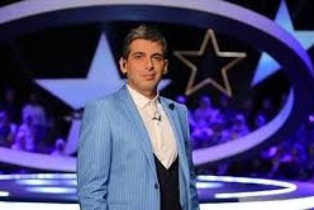 علی انصاریان مجری مسابقه «پنج ستاره» می‌شود؟