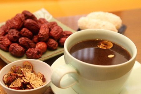 فواید دمنوش عناب + طرز تهیه دمنوش عناب