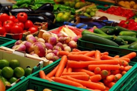 قیمت میوه و تره‌بار در بازارهای کوثر امروز ۲۶ مهرماه+ جدول