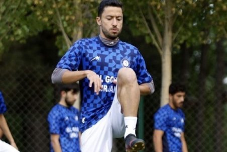 عاشوری: در گل‌گهر همه برای فیکس بازی کردن رقابت می‌کنند