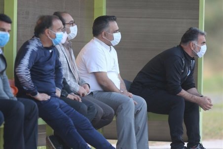 عبدیان: از هوادار گرفته تا مدیر و پیشکسوت سکوت کنند