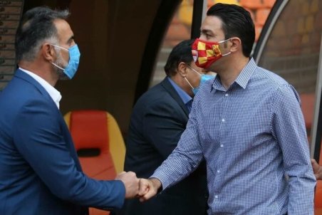 آذری: ای کاش "فکری‌"ها قبل از توهین ناموسی کمی فکر می‌کردند