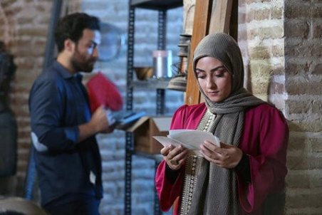 گرشا رضایی خواننده تیتراژ سریال شرم شد