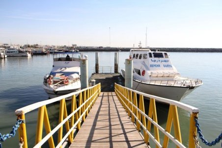 تعطیلی اسکله‌های مسافری بندرعباس و قشم