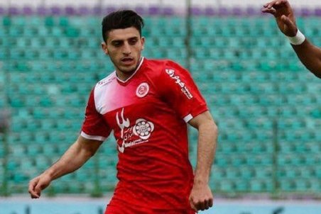 بازیکن پرسپولیس به دیدار با نفت مسجد سلیمان رسید