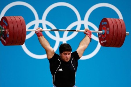 با تأیید IOC؛ مدال طلای المپیک ۲۰۱۲ به نواب نصیرشلال رسید