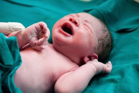 برخورد با بیمارستان‌ها و پزشکان خاطی در زایمان‌های تقویمی