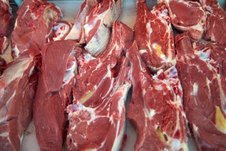 کمبودی در عرضه گوشت نداریم؛ نرخ منطقی هر کیلو گوشت گوسفند ۹۳ هزار تومان