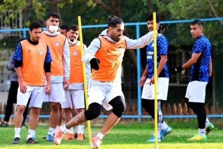 ابراهیمی: همه تیم‌ها مقابل گل‌گهر دفاعی بازی می‌کنند، حتی فولاد