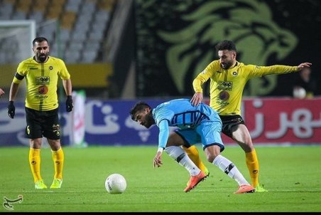 مهدی‌زاده: امیدوارم قهرمانی با سپاهان را تجربه کنم/