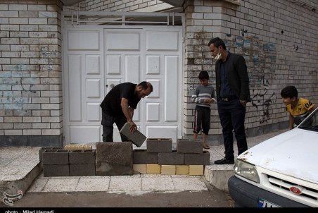 تداوم تعطیلی ادارات و بانک‌های بندرامام خمینی به‌دلیل آب‌گرفتگی معابر