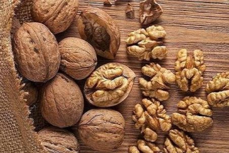 ۹ خاصیت شگفت انگیز گردو برای بدن