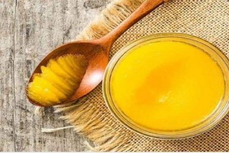 بیرشک: تامین ارز واردات روغن خام امری مهم در استمرار توزیع؛ بازار روغن به آرامش می‌رسد