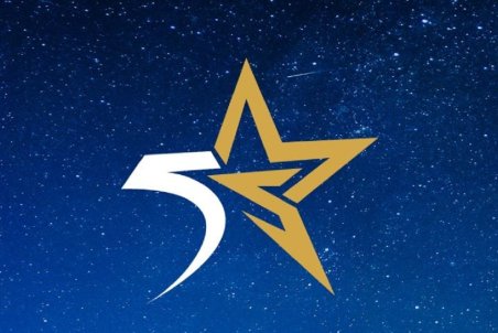 آقاخانی، مجری «پنج ستاره» شد+فیلم