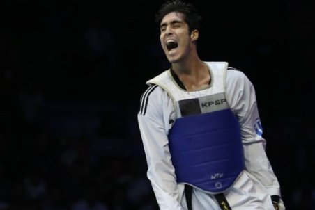 بازگشت خدابخشی به ایران و امضای قرارداد با شهرداری ورامین/ لیگ برتر تکواندو پرستاره‌تر شد