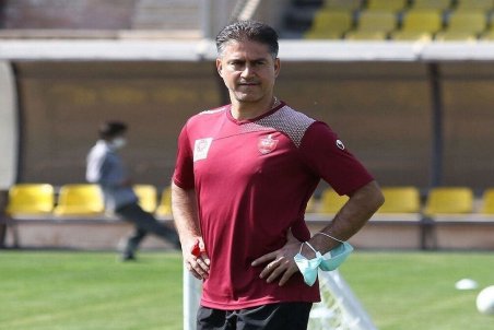 مربی پرسپولیس: کادر فنی مسئول باخت در فینال آسیا است