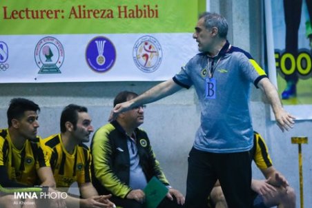 وقتی سه تیم از یک شهر در لیگ برتر حضور دارند قدرت ها تقسیم می شود