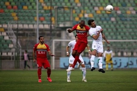 امکان ندارد بازی با پرسپولیس۳ - ۰ شود/به تغییر رضایی فکر نمی‌کنیم