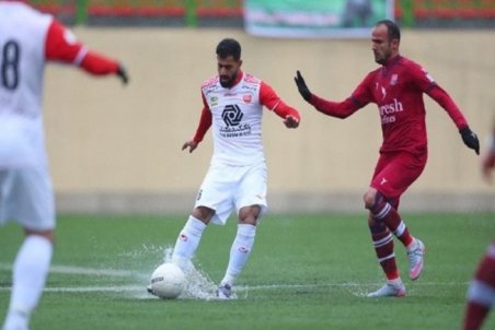 پنجعلی: مگر اجباری وجود داشت در این زمین بازی برگزار شود؟