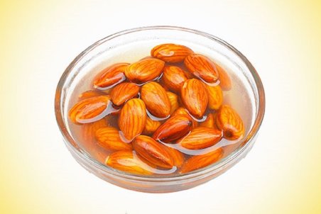 خواص بادام خیس خورده که اگر بدانید دست از آن نمی کشید
